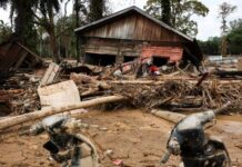 Inondations en Indonésie : le bilan dépasse 900 morts