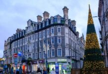 Christmas tree branded ‘worst in Britain’ by disappointed locals