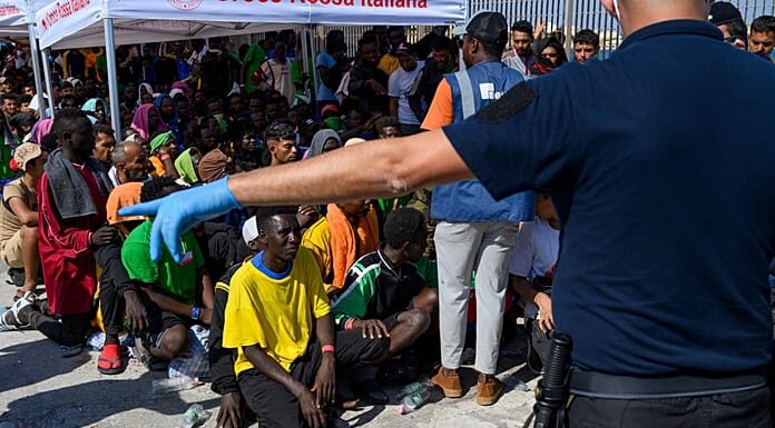 EU countries ramp up deportation drive with new return hubs agreement