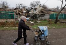 la Russie a lancé plus de 1 600 drones d’attaque sur le pays en une semaine, affirme Volodymyr Zelensky