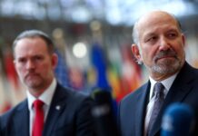 « Pour l’Europe, rattraper son retard dans le numérique ne devrait pas dire déréguler à tous vents en jouant les idiots utiles des géants de l’Internet »