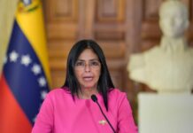 Qui est Delcy Rodriguez, qui doit assurer l’intérim du pouvoir au Venezuela après l’enlèvement de Nicolas Maduro ?