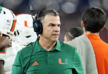 Mario Cristobal wrestles away from Miami assistant’s hug in viral moment