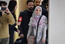 Début du procès de Mahdieh Esfandiari, l’Iranienne que Téhéran souhaite échanger avec les Français Cécile Kohler et Jacques Paris