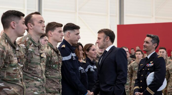 Le patriotisme, entre ressort politique en temps de guerre et culture partagée