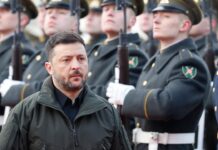 Volodymyr Zelensky affirme que la remise en état du secteur énergétique après les bombardements russes se poursuit jour et nuit