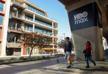 Le rachat de Warner Bros par Netflix inquiète sérieusement les salles de cinéma américaines