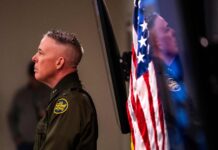 Gregory Bovino, le visage de la militarisation de la lutte contre l’immigration clandestine, écarté de Minneapolis