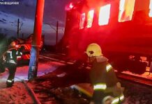 l’attaque d’un train de voyageurs par un drone russe dans l’oblast de Kharkiv a fait au moins cinq morts