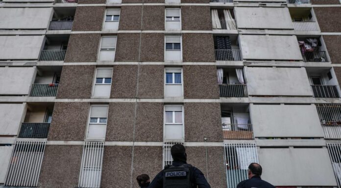 Un corps retrouvé dans le coffre d’une voiture incendiée à Marseille