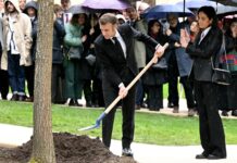 VIDEO Emmanuel Macron propose une « peine d’inéligibilité » pour les coupables d’« actes et de propos discriminatoires »