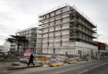 Le taux obligatoire de logements sociaux dans certaines communes réduit par décret