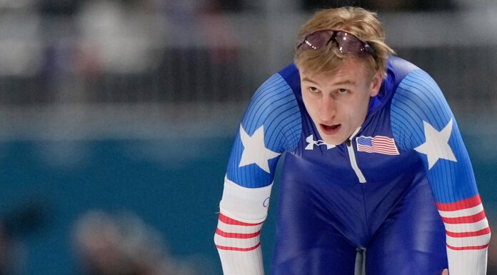 American Jordan Stolz gets third medal of Olympics