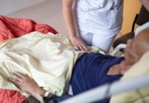 Malgré les promesses, le trop lent essor des soins palliatifs en France