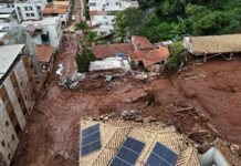 les pluies torrentielles dans le Minas Gerais, au Brésil, font des dizaines de morts