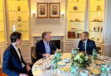 Iran et Etats-Unis s’efforcent de négocier, sous la menace d’une intervention armée américaine