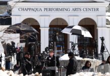 Bill Clinton à la loupe de sa relation passée avec le prédateur sexuel