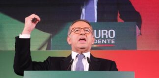 le socialiste Antonio José Seguro donné en tête face au candidat d’extrême droite André Ventura