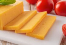 American man tries cheese in Cheddar and issues four-word verdict