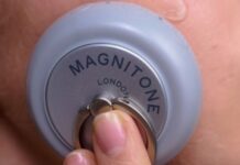 LED facial device praised for ‘amazing results’ now on sale