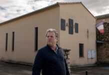 un maire viticulteur confronté aux défis du monde rural