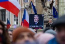 Les manifestations en République tchèque, signe d’une cohabitation de plus en plus tendue entre pro-européens et extrême droite