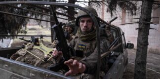 la Russie a lancé un missile balistique Iskander-M et 105 drones dans la nuit, affirme l’armée de l’air ukrainienne