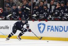 College hockey game suffers bizarre malfunction in overtime