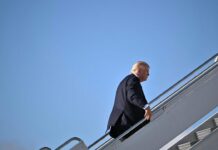 Donald Trump promet de « venger » la mort des militaires américains et appelle les gardiens de la révolution à « déposer les armes »